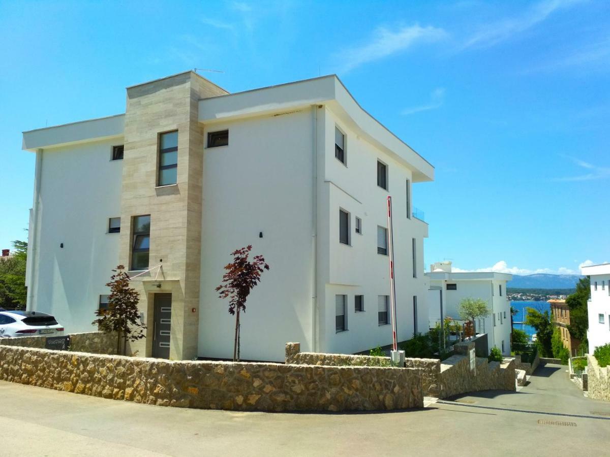 Apartment Pipe Malinska Exterior photo